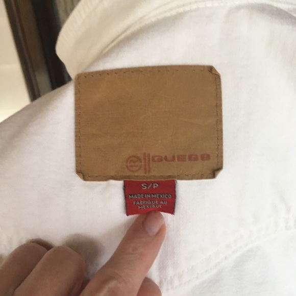 GUESS DENIM JEAN JACKET WHITE LADIES SIZE SMALL - Picture 6 of 8